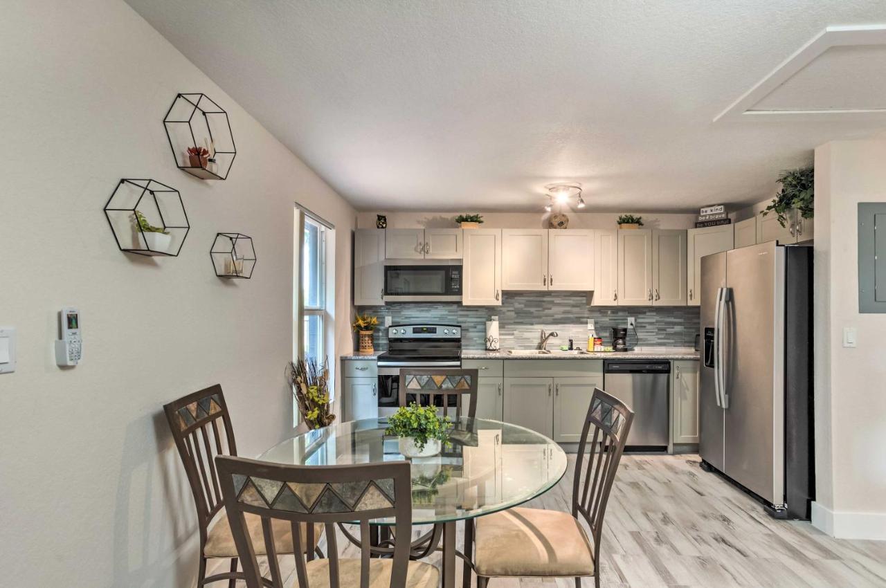 וסט פאלם ביץ' Inviting Apartment Less Than 2 Mi To Riviera Beach! מראה חיצוני תמונה